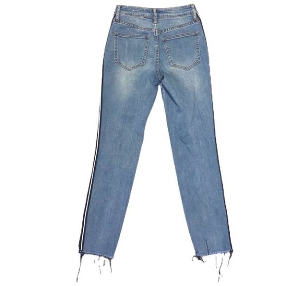 Guess medium wash logo tape high waisted skinny jeans size 24 - Picture 7 of 15